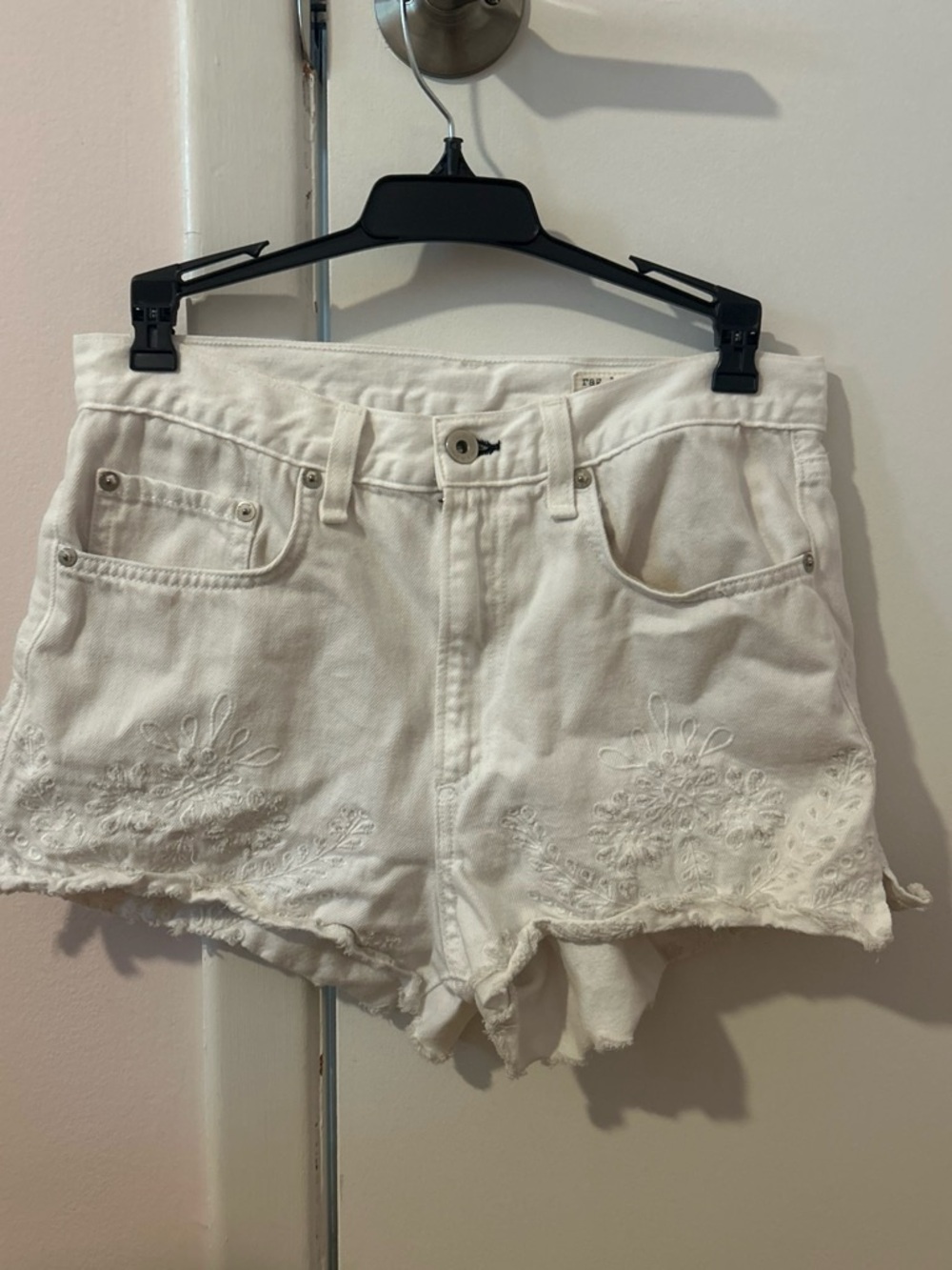 RAG AND BONE Women’s White Embroidered Denim Shorts